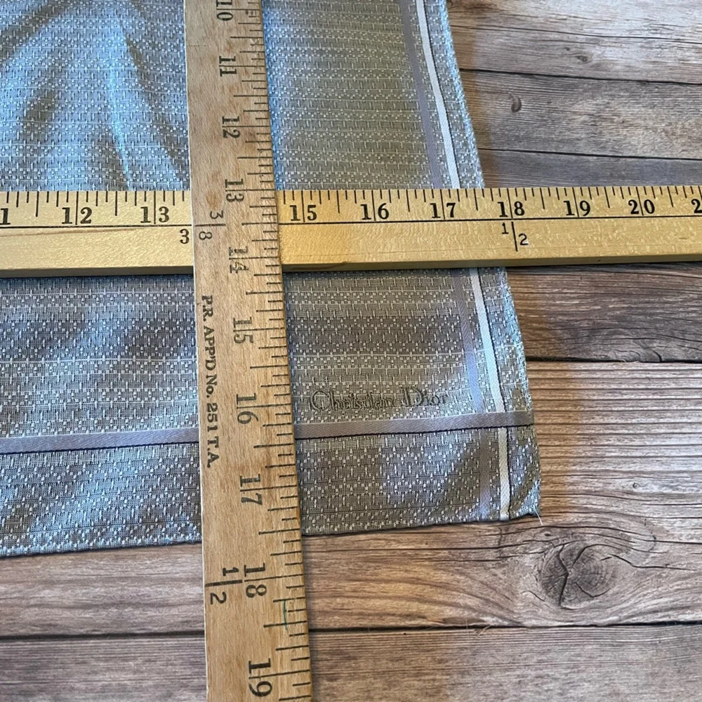 Vintage Christian Dior Gray and White Textured Scarf